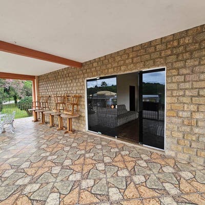 Casa à Venda - Casa em Centro, Santana do Capivari (Pouso Alto) - à venda - Leticia Noronha Imóveis