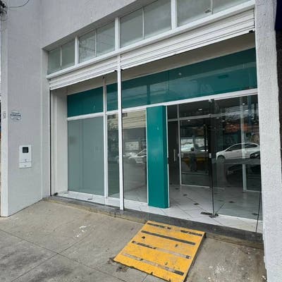 Salão Comercial térreo localizado no centro de Atibaia. - Salas Comerciais em Centro, Atibaia - para locação e à venda - Di Casa Imóveis Atibaia LTDA