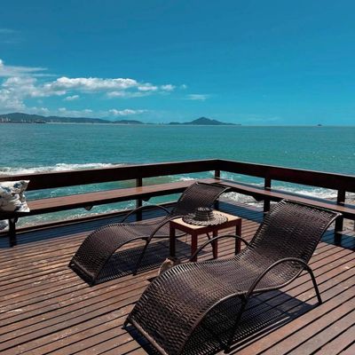 Casa para Locação com 6 Dormitórios e 300m² em Itajaí - Casa em Cabeçudas, Itajaí - para locação - TAB Imóveis