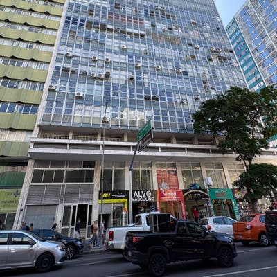 Sala com 30m², aluguel de R$ 600 + Taxas - Centro, Curitiba (PR) - Sala em Centro, Curitiba - para locação - LA FERTILE IMÓVEIS