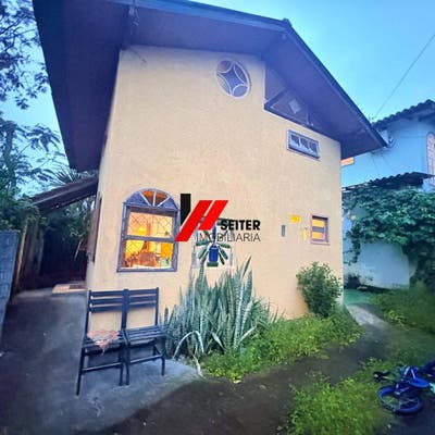 Casa a venda Porto da Lagoa - Casa em Lagoa da Conceição, Florianópolis - à venda - Seiter Imobiliária