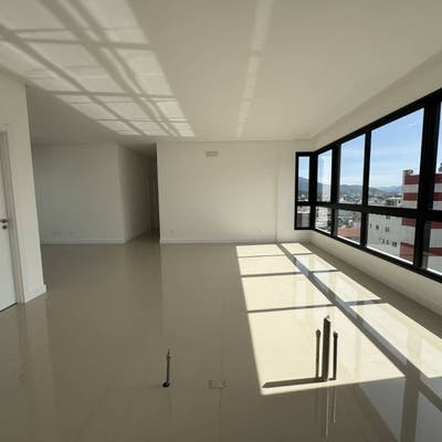 Apartamento com 3 Quartos, 3 Suítes, 129.61M², à Venda por R$ 2.790.000,00 - Centro, Balneário Camboriú (Sc) - Apartamento em Centro, Balneário Camboriú - à venda - LA FERTILE IMÓVEIS