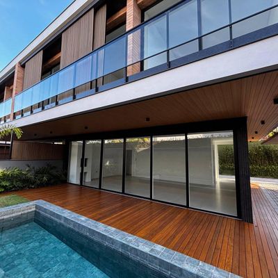 Casa no Condomínio Pátio Estaleiro com 4 suítes em Balneário Camboriú à venda - Casa de Condomínio em Praia do Estaleiro, Balneário Camboriú - à venda - WOW Imobiliária Ltda