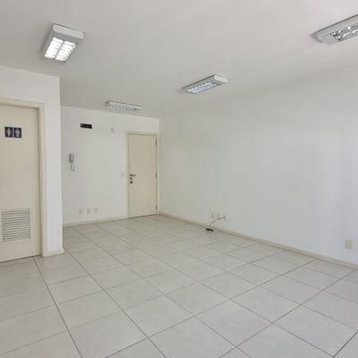 Sala, para Locação Anual, 26M² ,Bairro Centro, Itajaí-Sc. - Salas Comerciais em Centro, Itajaí - para locação - I3 CORRETORES ASSOCIADOS S/S