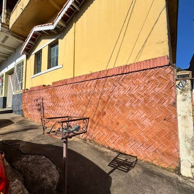 Três Kitnet's - Casa em Centro, Muzambinho - para locação - Estrela Construtora e Loteadora EIRELI