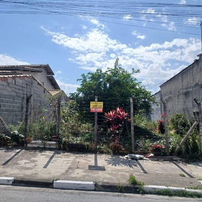 Estilo arquitetônico: Tradicionalidade suburbana.