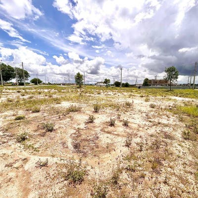 TERRENO À VENDA NO CONDOMÍNIO - Lote/Terreno em Oliveira Brito, Paulo Afonso - à venda - Plena Imobiliaria
