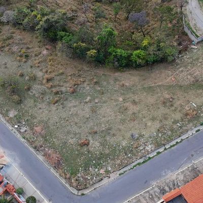 Ótimos Lotes Amplos à Venda – Taquaril, Betim - Lote/Terreno em Residencial Taquaril, Betim - à venda - Via M Empreendimentos Imobiliários Ltda