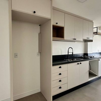 APARTAMENTO COM 03 DORMITORIOS - VILA OPERÁRIA - Apartamento em Vila Operária, Itajaí - para locação - Livena Imóveis