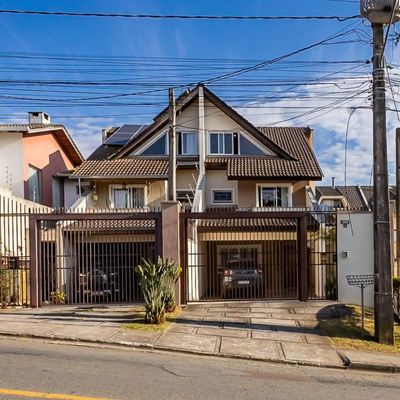SOBRADO À VENDA COM 3 DORMITÓRIOS(SENDO 1 SUÍTE), QUINTAL E CANIL, NO BAIRRO PILARZINHO - Sobrado em Pilarzinho, Curitiba - à venda - SCHAEFER IMOVEIS LTDA
