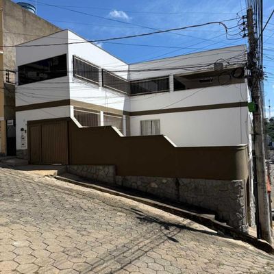 Vendo prédio com dois apartamentos e uma kitnet - Apartamento em Nossa Senhora da Aparecida, Colatina - à venda - Aloísio Vidal Campostrini