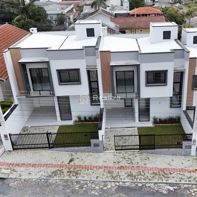 ✨ Sobrado de alto padrão à venda! ✨🏡 (Meio) - Sobrado em Centro, Ituporanga - à venda - Realiza Imobiliária LTDA