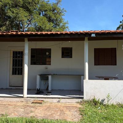 Casa à Venda com 2 Quartos, Cômodo nos Fundos e Terreno de 520 m² em Porto Miramar - Avaré - Casa em Loteamento Porto Seguro, Avaré - à venda - CRYSTAL IMÓVEIS