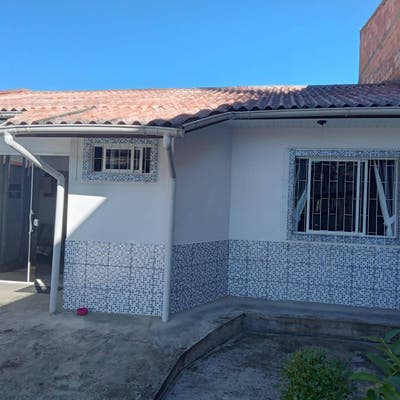 THR7367 - Linda casa com suíte, bairro São Sebastião, Palhoça/SC. - Casa em São Sebastião, Palhoça - à venda - THR IMÓVEIS LTDA