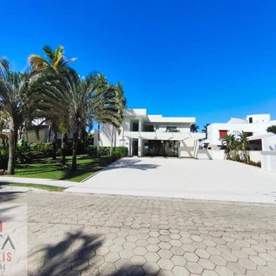 Mansão de Luxo à venda em Caraguatatuba com 10 suítes e Pé na Areia no Massaguaçu - Casa em Massaguaçu, Caraguatatuba - à venda - IALTA IMOVEIS LTDA