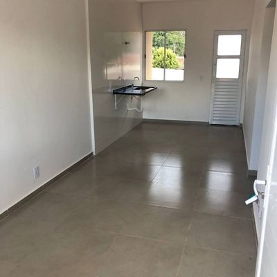 Casa para Alugar com 2 Quartos, Sala, Cozinha e Vaga para Carro em Terras de Avaré 2 - Avaré - Casa em Jardim Brasil, Avaré - para locação - CRYSTAL IMÓVEIS
