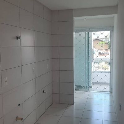 Aluguel Apartamento com 02 dormitórios Bairro Lídia Duarte - Apartamento em Lídia Duarte, Camboriú - para locação - Ilaini Imóveis