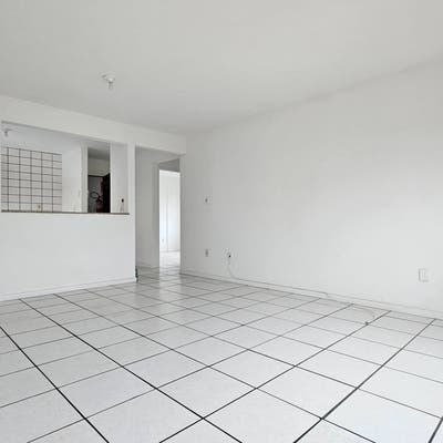 Apartamento à Venda com 02 dormitórios localizada no Centro de Balneário Camboriú, Santa Catarina - Apartamento em Centro, Balneário Camboriú - à venda - Master Soluções Imobiliárias LTDA ME