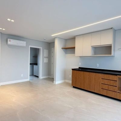 APARTAMENTO SEMI-MOBILIADO NOVO 3 DORMITÓRIOS, CENTRO DE ITAJAÍ - Apartamento em Centro, Itajaí - para locação - Livena Imóveis