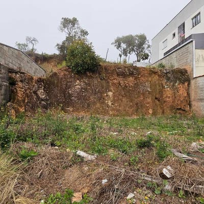 Terreno à Venda, 300M² por R$ 150.000,00 - Estância São José - Poços de Caldas/Mg - Lote/Terreno em Estância São José, Poços de Caldas - à venda - Lago e Cunha Imóveis