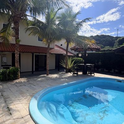 Casa para Locação anual semimobiliada, 3 quartos (sendo uma suíte com closet), 3 vagas de garagem, Bairro Ressacada, Itajaí-SC - Casa em Ressacada, Itajaí - para locação - I3 CORRETORES ASSOCIADOS S/S