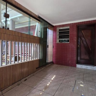Casa com 3 quartos, Vila Rica - Pindamonhangaba - Casa em Vila Rica, Pindamonhangaba - para locação - EDSON DERRICO IMOVEIS LTDA