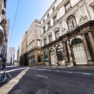 Sala comercial junto à Rua Primeiro de Março, em prédio de ótimo padrão, com vista panorâmica, inclusive para a Ilha Fiscal. - Salas Comerciais em Centro, Rio de Janeiro - para locação - MIGUEZ IMOBILIÁRIA