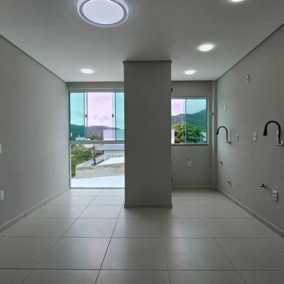 Apartamento à Venda com 02 dormitórios no Rio Pequeno, Camboriú, Santa Catarina - Apartamento em Rio Pequeno, Camboriú - à venda - Master Soluções Imobiliárias LTDA ME