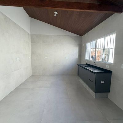 Casa para Alugar com 2 Quartos, Quintal e Garagem Coberta em Centro - Avaré - Casa em Centro, Avaré - para locação - CRYSTAL IMÓVEIS
