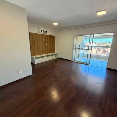Apartamento para Alugar com 3 Suítes Planejadas, Área de Lazer com Churrasqueira em Edifício Terraços - Avaré - Apartamento em Centro, Avaré - para locação - CRYSTAL IMÓVEIS
