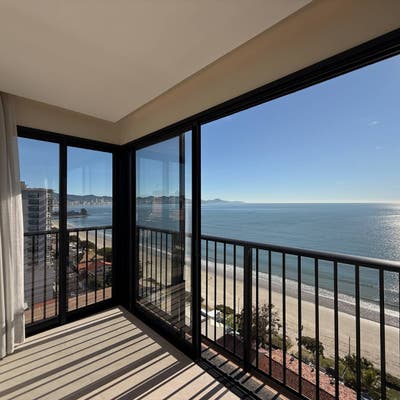 3 DORMITÓRIOS MOBILIADO E EQUIPADO COM VISTA PARA O MAR EM PORTO BELO-SC - Apartamento em Balneário Perequê, Porto Belo - à venda - Fabricio Arantes Consultor Imobiliário