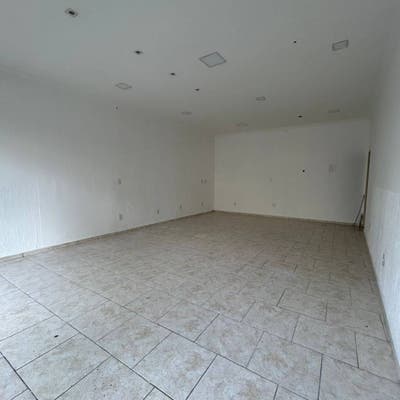 Comercial em Centro, São Lourenço com 60 m² disponível para aluguel R$ 3.900,00 - Comercial em Centro, São Lourenço - para locação - Leticia Noronha Imóveis