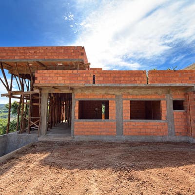 CASA EM CONSTRUÇÃO NO SANTOS DUMONT - Casa em Concórdia - à venda - Conecta Imóveis