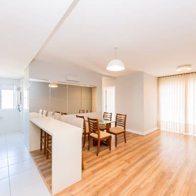 Apartamento com 3 quartos em Santa Felicidade - Apartamento em Santa Felicidade, Curitiba - à venda - D18