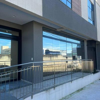 Sala Comercial com 45m² no Centro de Balneário Camboriú 1 - Salas Comerciais - à venda - Rah Imóveis & Incorporadora