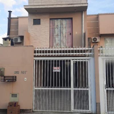 Sobrado diferenciado com 3 quartos - Sobrado em Joaia, Tijucas - à venda - Império do Vale Negócios Imobiliários
