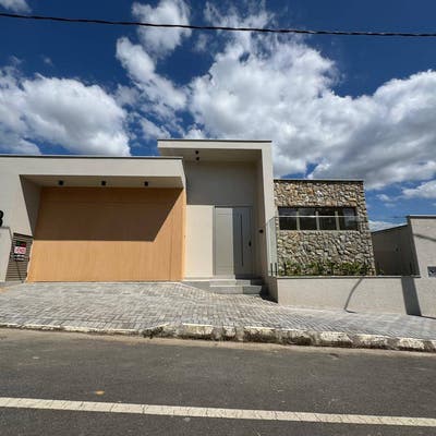 Casa com 3 quartos sendo 1 suíte à venda com 364.96m² de área total e 181.90m² de área privativa por R$ 1.590.000,00 - Rau - Jaraguá do Sul - SC - Casa em Rau, Jaraguá do Sul - à venda - Imobiliária Piermann