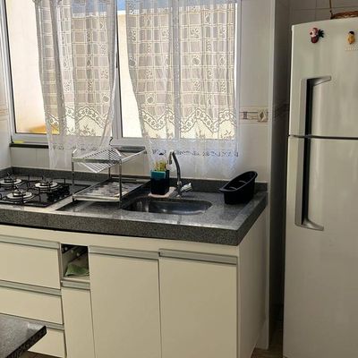 Sobrado à Venda com 3 Quartos, Jardim e Cozinha com Móveis Planejados em Jardim Santa Mônica - Avaré - Sobrado em Jardim Santa Mônica, Avaré - à venda - CRYSTAL IMÓVEIS