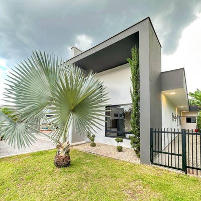 CASA MOBILIADA COM 4 SUÍTES, SÃO LUIS - Casa em São Luís, Jaraguá do Sul - à venda - IMOB Imóveis