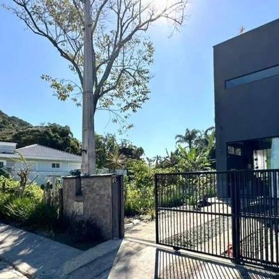 Sobrado com 1 quarto, Ubatuba - São Francisco do Sul - Sobrado em Ubatuba, São Francisco do Sul - à venda - Zaaier Imóveis