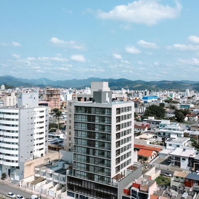 Apartamento á venda de alto padrao com 2 ou 3 dormitórios centro de Camboriú - Apartamento em Centro, Camboriú - à venda - Ilaini Imóveis