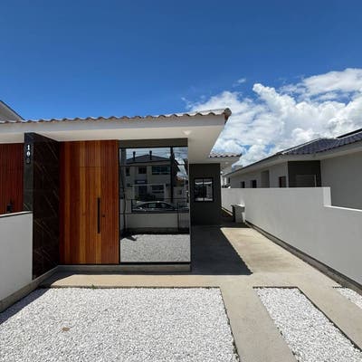 THR4501 - Lindas casas com 3 dormitórios sendo 1 suíte e vista privilegiada, Loteamento Nova Palhoça, bairro Rio Grande, Palhoça/SC - Casa em Rio Grande, Palhoça - à venda - THR IMÓVEIS LTDA
