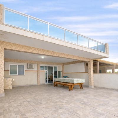 SOBRADO COM PISCINA , 4 DORMITÓRIOS SENDO 1 SUÍTE, BALNEÁRIO VOLTA AO MUNDO - Sobrado em Volta ao Mundo I, Itapoá - à venda - Ampla Engenharia & Imóveis