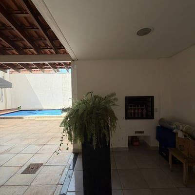 Casa no Carandá Bosque - Casa em Carandá Bosque, Campo Grande - à venda - Santa Fe Imóveis
