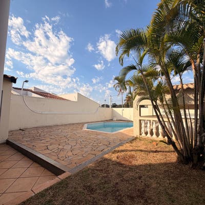 SOBRADO COM PISCINA NO JEQUITIBÁS - Casa em Parque Jequitibás, São João da Boa Vista - à venda - BOCOLI IMÓVEIS