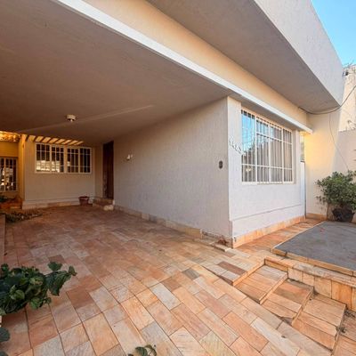 Casa para Alugar com 3 Quartos e Edícula no Centro - Avaré - Casa em Centro, Avaré - para locação - CRYSTAL IMÓVEIS