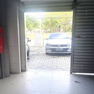 Estilo contemporâneo fachada garagem (melhorada por IA)
