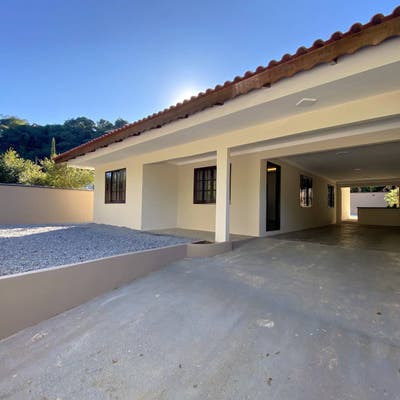 Casa Térrea com Piscina | Czerniewicz | 3 quartos | 160m² - Casa em Czerniewicz, Jaraguá do Sul - à venda - MACROimoveis.com
