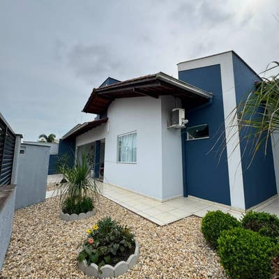 Casa Mobiliada no Rau com uma Suíte e 2 Quartos - Casa em Rau, Jaraguá do Sul - à venda - Imobiliária SMART
