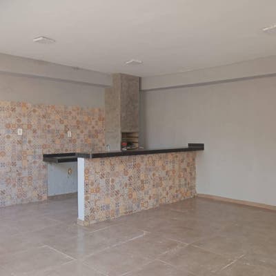Casa à Venda com 2 Quartos, Churrasqueira, Quintal e Entrada para Carros em Água Branca 1 - Avaré - Casa em Residencial Água Branca II, Avaré - à venda - CRYSTAL IMÓVEIS